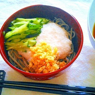 お安い茹で蕎麦で一人飯♪ぶっかけとろろ蕎麦♡